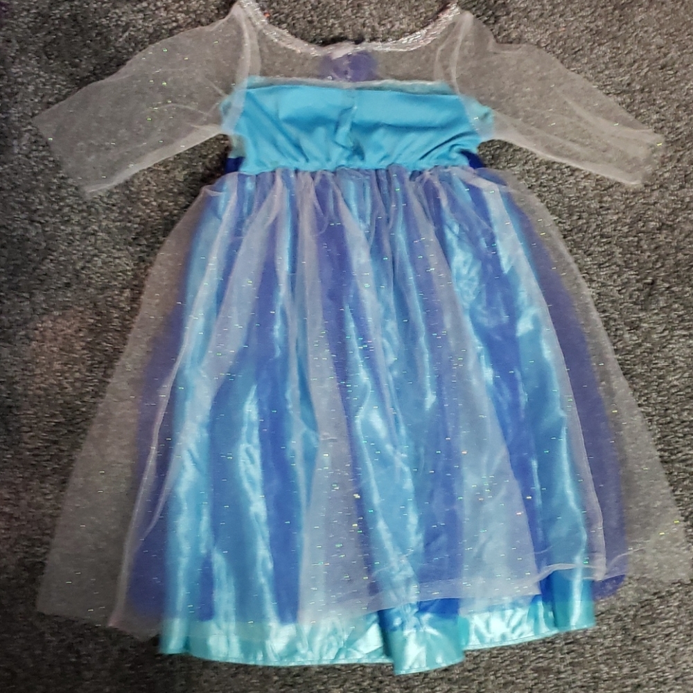 Frozen Elsa play costume! 4-6X - Picture 6 of 8